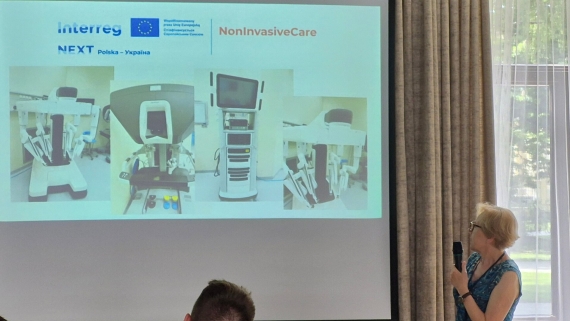 Stoły operacyjne i narzędzia do operacji robotycznych kupił szpital wojewódzki, 28.05.2025, fot. Renata Reda