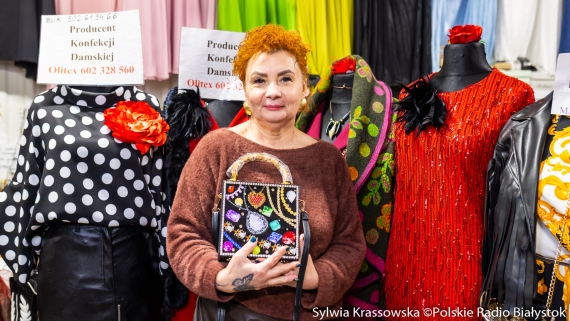 Pani Beata - właścicielka sklepu odzieżowego na giełdzie przy Andersa, fot. Sylwia Krassowska
