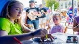 Niebieskie Miasteczko przy Ratuszu w Białymstoku, 29.08.2025, fot. Sylwia Krassowska
